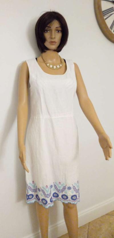 Dresses - Thumbnail 2