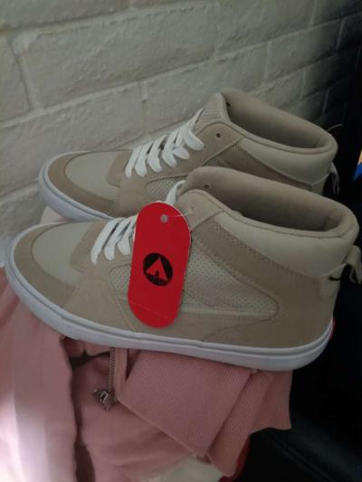 Nike shoe brands new - Thumbnail 2