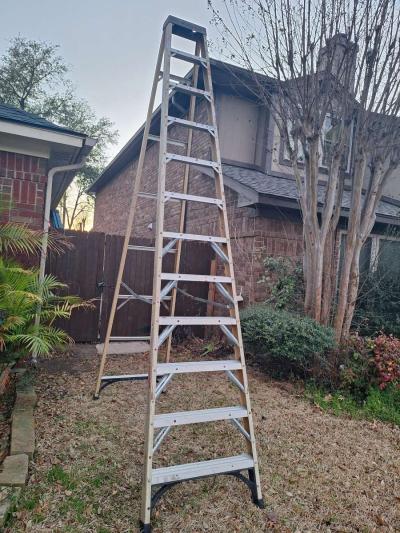 ladder Sale 12 ft - Thumbnail 3