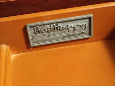 Ernest Hemingway papa stand writing Desk - Thumbnail 2