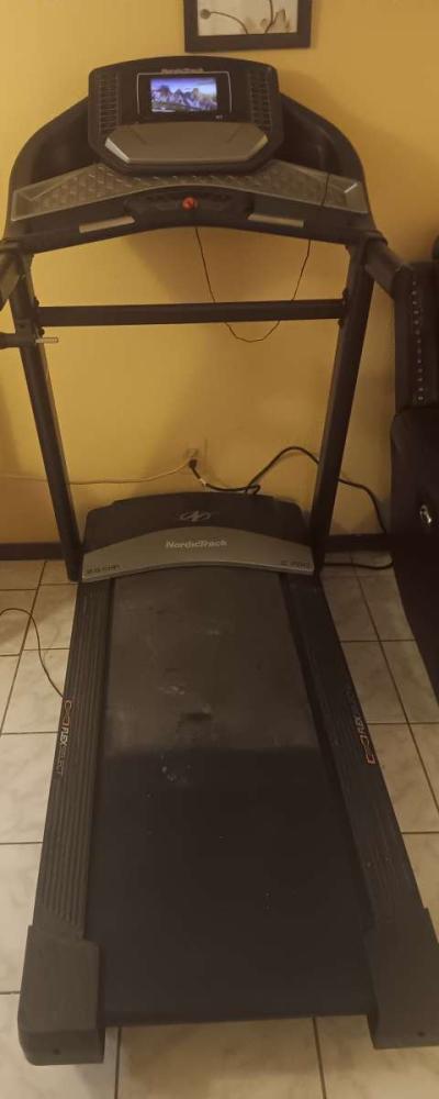NordicTrack Treadmill c700 - Thumbnail 5
