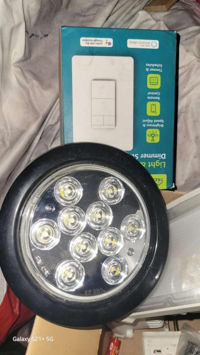 household items light bulbsand many many more things for you - Thumbnail 4