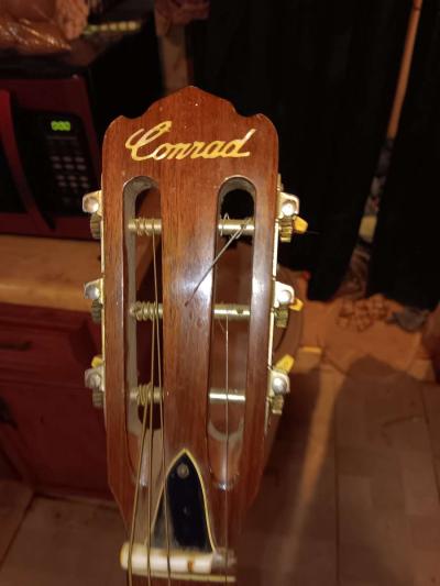 comrad resonator guitar - Thumbnail 3