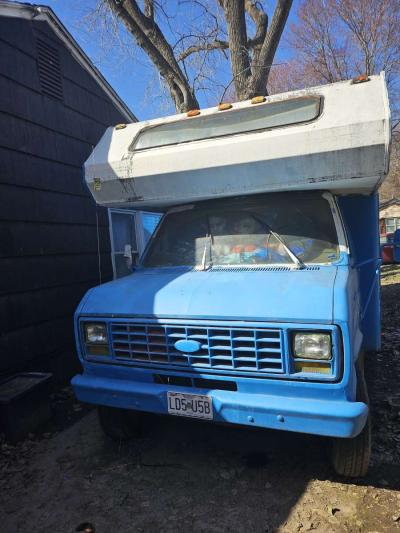 1987 Ford Econoline - Thumbnail 2