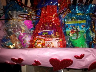 Expressive Fun and Collectable Unique Magnets - Thumbnail 2