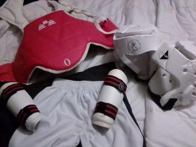 martial arts sparring gear for ages 8 and 9 size small - Thumbnail 2