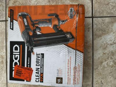 hardware tools - Thumbnail 6