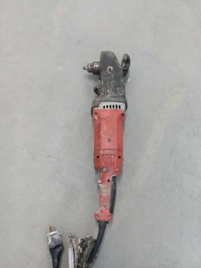 the Milwaukee heavy duty drill 12 perfect condition of work - Thumbnail 4