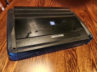 Amplifier - Thumbnail 2