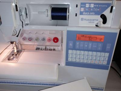 Husqvarna Rose 400 embroidery sewing machine - Thumbnail 4