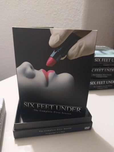Complete Six Feet Under Series - Thumbnail 3
