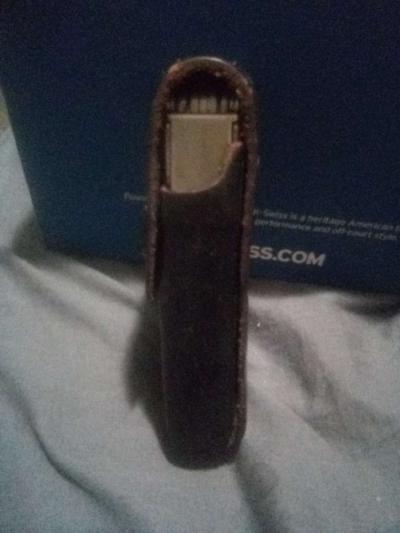 its Leatherman sporting knife with 19 tools its own case - Thumbnail 3