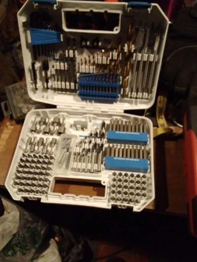 one has been used two of the other ones never been used - Thumbnail 4