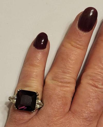 purple snd clear silver tone ring