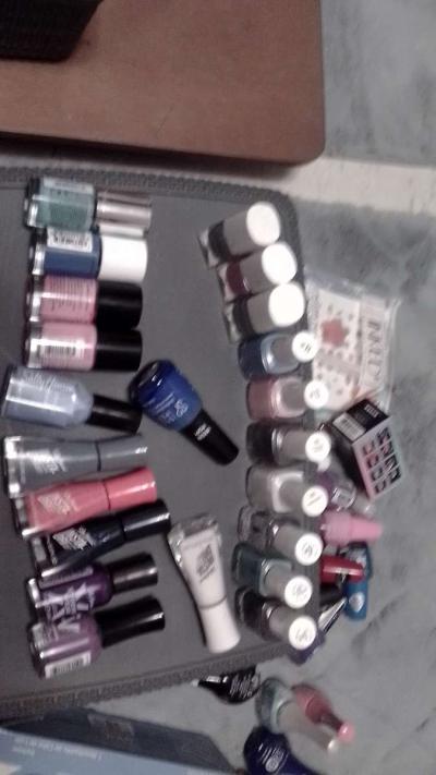 Nail Polish brand new and nail art estimated about 40 bottle - Thumbnail 3