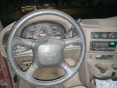 1998 GMC Safari regency package Excellent condition - Thumbnail 3