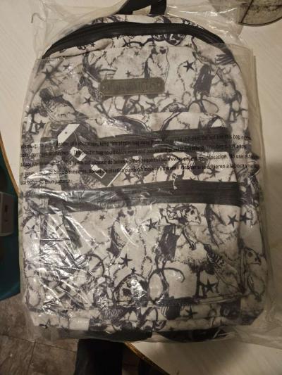 backpack - Thumbnail 3