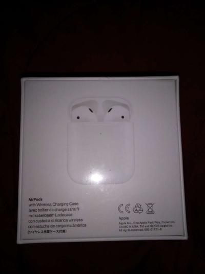 Brand New Apple Airpods 2nd Gen Sealed - Thumbnail 2
