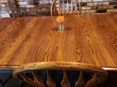 ranch Style Dining Table  ceiling lamp  dishwasher   shelf - Thumbnail 3