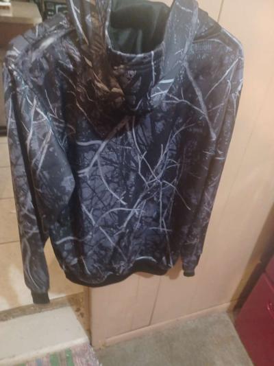 moonshine hoodie size medium - Thumbnail 2