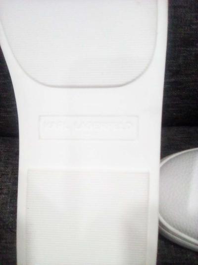 KARL LAGERFELD WHITE SNEAKERS SIZE 9 NEW WITHOUT BOXORTAGS - Los Angeles, California
