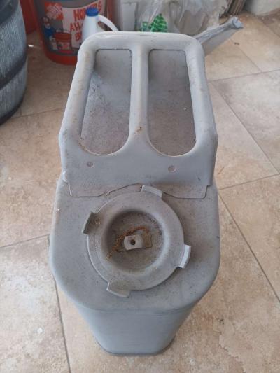 blitz g 5 gal metal gas can - Thumbnail 3