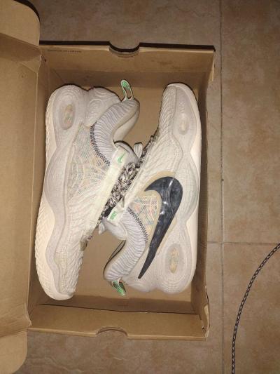 Nike Cosmic Unity Size 12 - Hawthorne, California