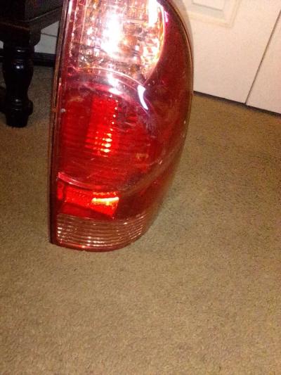 2003 Toyota 4Runner Right rear tail light - Thumbnail 6