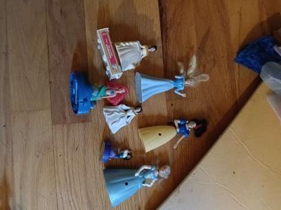 barbie dolls and princess dolls - Thumbnail 4