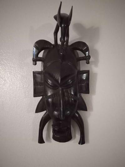 West African wood curved Female Statue - Thumbnail 2