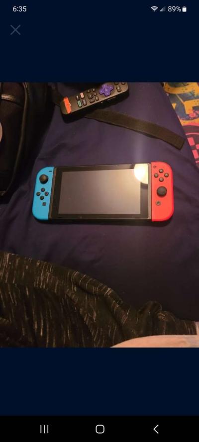 nintendo switch bundle AVAILABLE FOR PICKUP AND UPFRONT CASH - Thumbnail 4