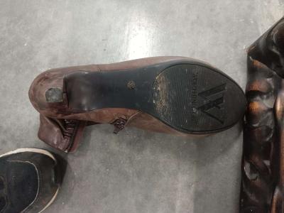 womens boots - Thumbnail 2