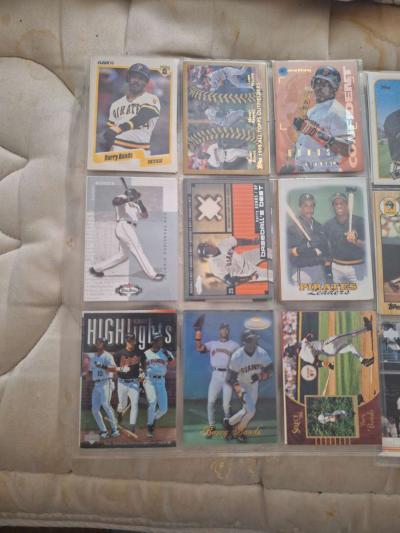 Barry bonds cards front to back in mint condition too - Thumbnail 4