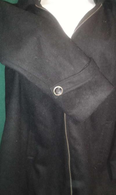 Catherines 2X Detachable Hooded Black Coat - Thumbnail 4