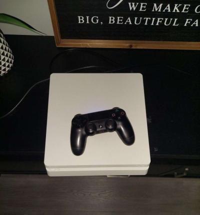 PS4 Slim White - Mcdonough, Georgia