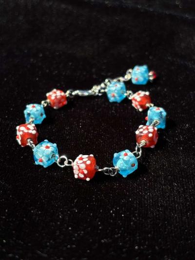 Handmade textured glass beaded bracelet - Tehachapi, California
