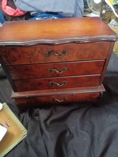 antiques and such - Thumbnail 4