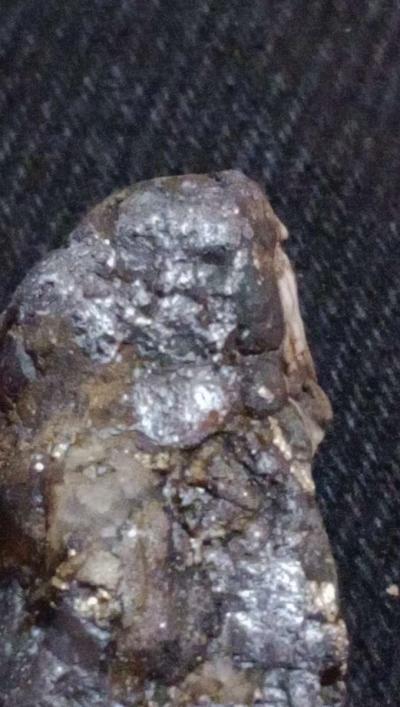 precious metals in high quality Ore - Thumbnail 2