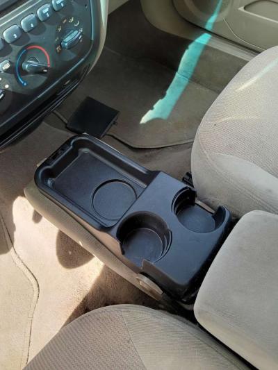 2002 Ford Taurus - Thumbnail 6