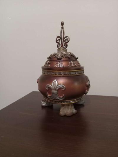 Antique Vases - Thumbnail 2