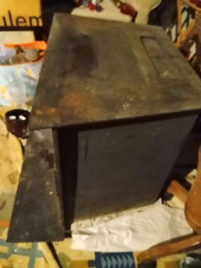 vintage Appalachian wood heater stove use very little - Thumbnail 3
