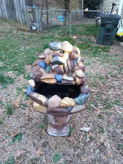 Outdoor Bird Feeder - Thumbnail 2