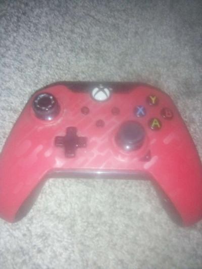 wired Xbox controllers - Thumbnail 2