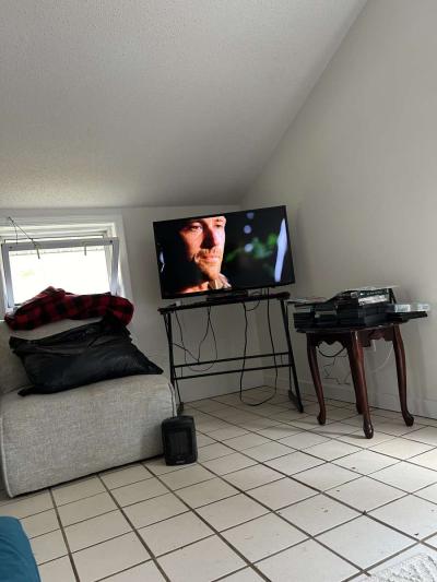 Samsung Smart TV - Thumbnail 2