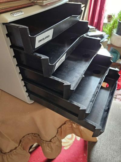 small over desk organizer - Thumbnail 2