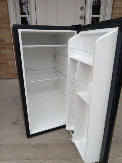 mini refrigerador listo para las chelas - Thumbnail 3
