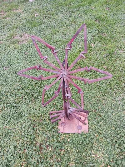yard art flower made it out of train track spikes 65 for it - Thumbnail 4