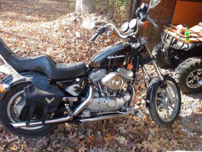 1989 883 Harley Sportster Hugger XLH - Thumbnail 2