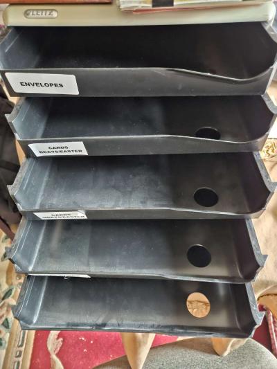 small over desk organizer - Thumbnail 3