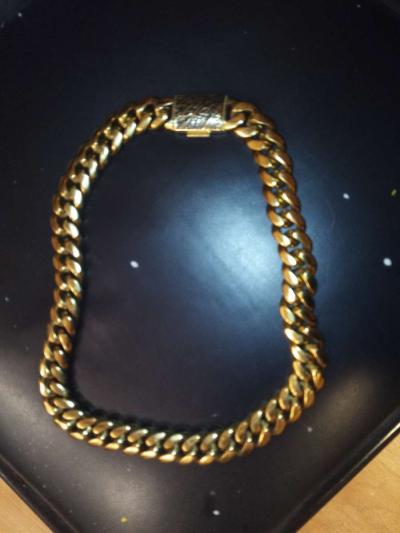 GLD Miami Cuban 18k plated Chain - Thumbnail 3